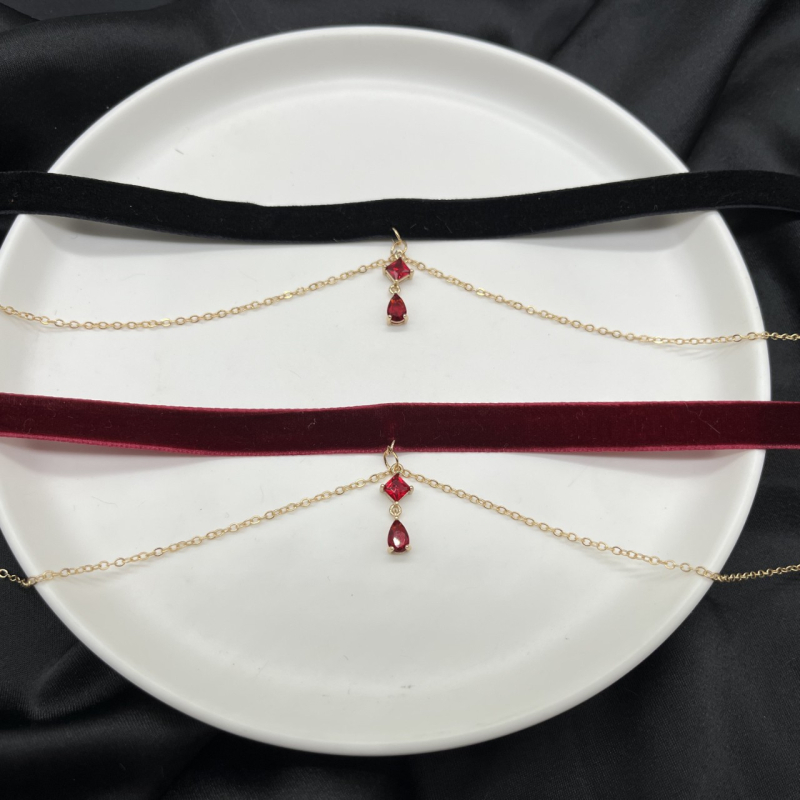 Ръчно изработено колие за врата от кадифе, капковидна форма, лек луксозен стил, пролет 2024, Guangzhou произход