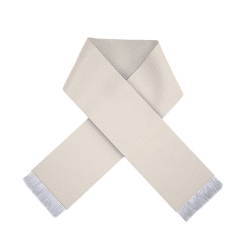 Șal de fan cu logo personalizat; materiale: țesătură bird's eye, acril, satin; personalizare: Da; imprimare logo: posibil; sporturi: fotbal, baschet, volei, tenis de masă și badminton; categorie: accesorii pentru fani