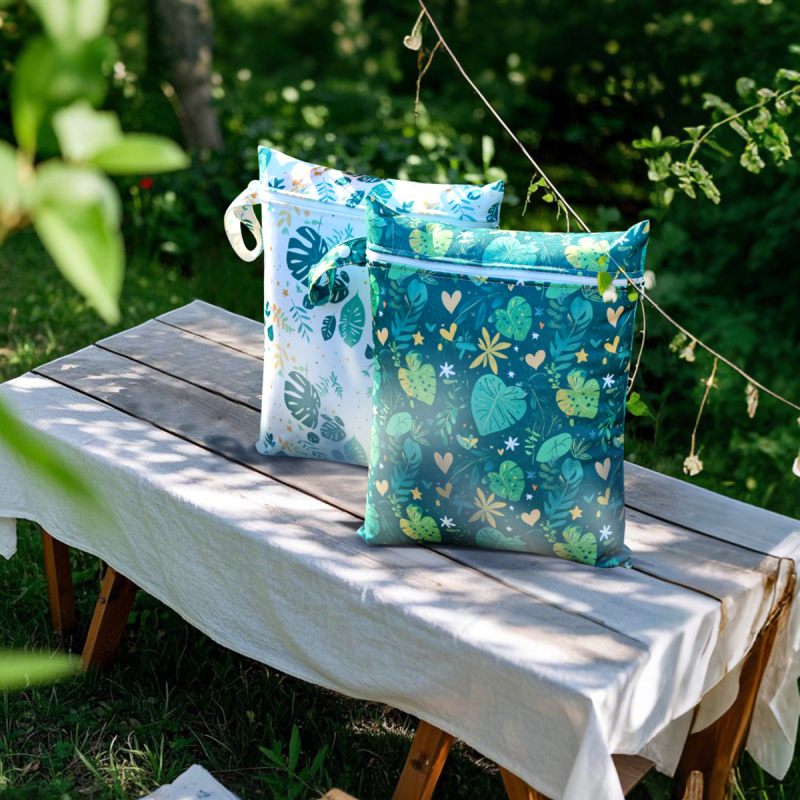 Utazási tárolótáska, kubikus forma, poliészter, vízálló kültéri használatra