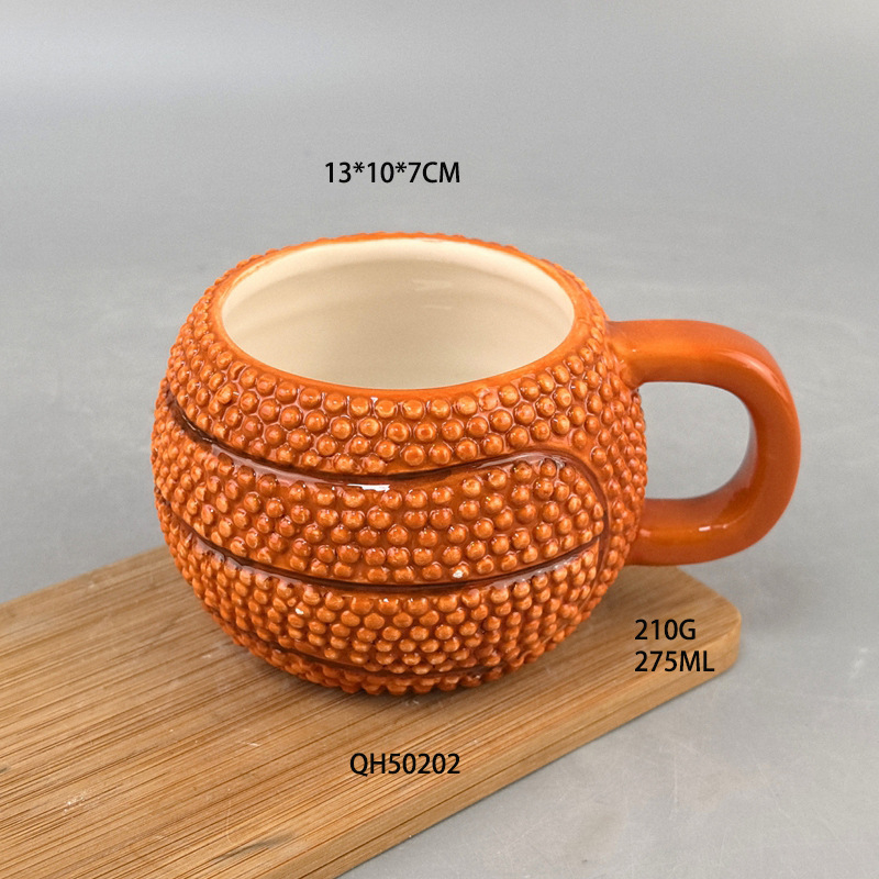 Κύπελλο από λευκό πορσελάνι με μινιμαλιστικό σχέδιο, αντίσταση σε υψηλές θερμοκρασίες και εκτύπωση εμβλήματος εθνικής ομάδας