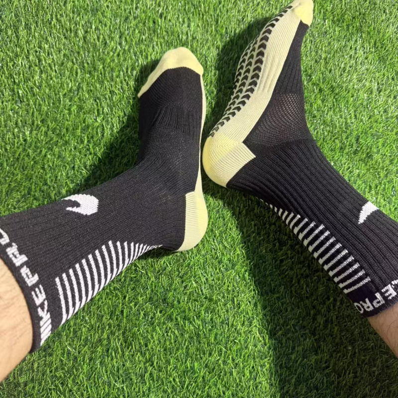 Poliészter-pamut futball zokni, középmagas, csúszásmentes