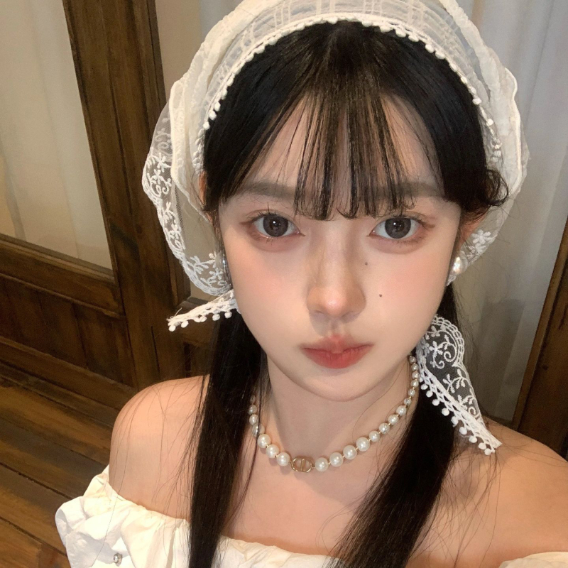 YIWEI STUDIO selyem hajkendő, Ins wind stílusban, kockás mintával és geometriai dizájnnal.