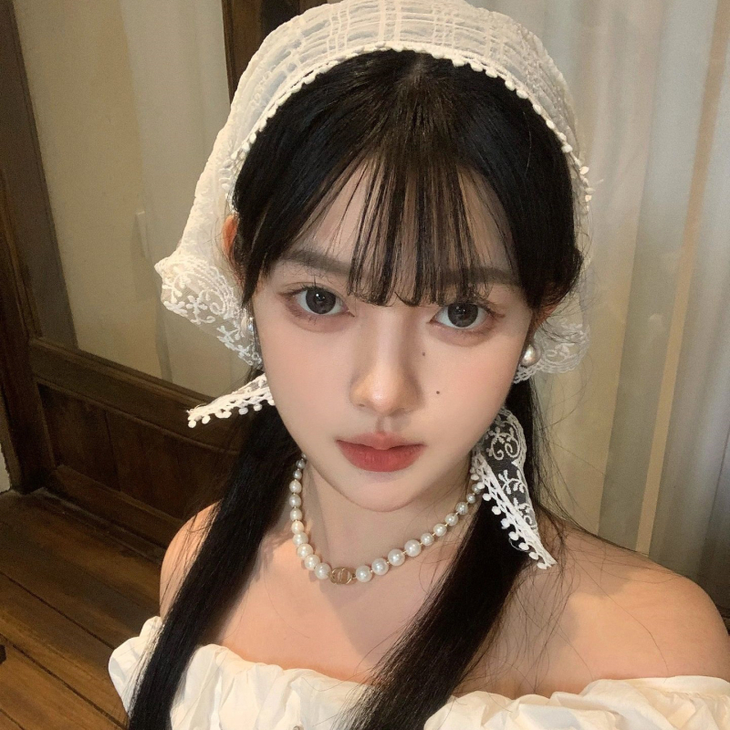 YIWEI STUDIO selyem hajkendő, Ins wind stílusban, kockás mintával és geometriai dizájnnal.