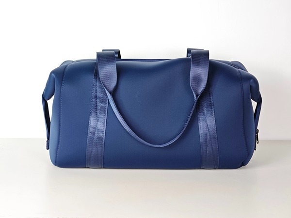 Putna torba s crossbody remenom, prijenosna torbica za pohranu, ženska kozmetička torba, dvije veličine (S i L), moderan dizajn