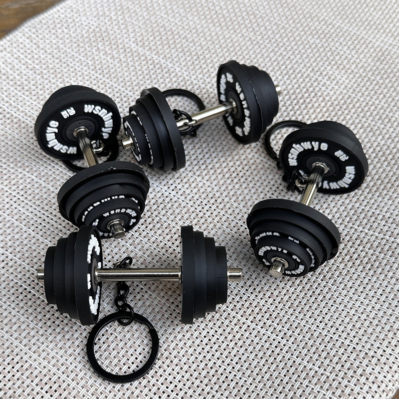 Wsnbwye öntöttvas súlyzó alakú kulcstartó — fitnesz modell, kulcskarika kiegészítő, üzleti és promóciós ajándék