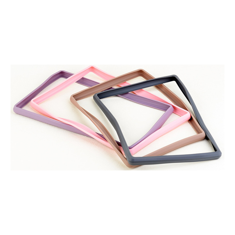 Aion i60 navigációs keret, szilikon középső konzolos védelem (Modell: Aion i60; Anyag: Szilikon; Része: Középső konzol)