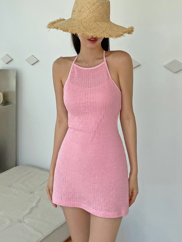 Egyrészes fürdőruha kötött textúrával, konzervat szoknya-panel, háromszög alakú felső, melltartó betét, magas rugalmasság