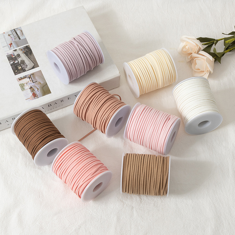 Marhabőr zsinórból készült medál-dísz, kód Lrs-0803, 3 mm vastagság, kötött velúr zsinór, ajándékcsomagoláshoz és DIY kézműves projektekhez