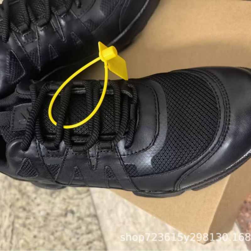 Ανδρικά παπούτσια για υπαίθριες πεζοπορίες – πάνω μέρος από πλέγμα, αντιολισθητική σόλα, με κορδόνια (Άνοιξη 2025)