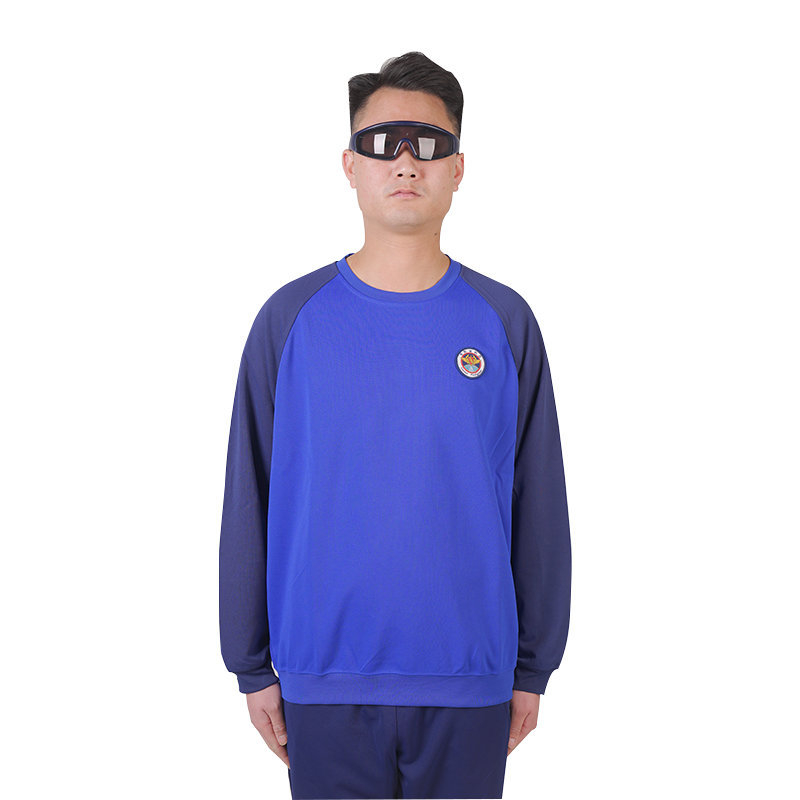 Edzésruha rövid ujjú felsővel és rövidnadrággal, uniszex felnőttek, tavasz, egyszínű modell, alkalmas túrázásra, hegymászatra és kempingezésre