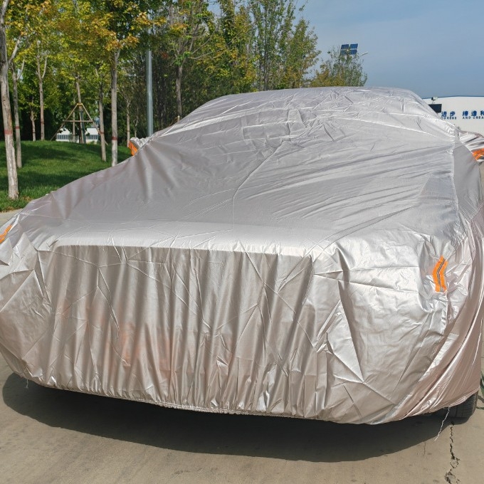 Pokrov automobila za male automobile – potpuno pokrivanje, zaštita od sunca, toplinska izolacija, zaštita od prašine i kiše; Oxford tkanina; prilagodljivo