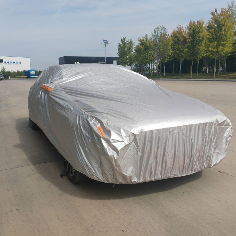Pokrov automobila za male automobile – potpuno pokrivanje, zaštita od sunca, toplinska izolacija, zaštita od prašine i kiše; Oxford tkanina; prilagodljivo