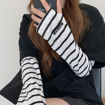 Слънцезащитни охлаждащи ръкави с райета и дантелен маншет — за открити занимания (полиестерно влакно · пролет 2025 · минималистичен стил · UV защита)