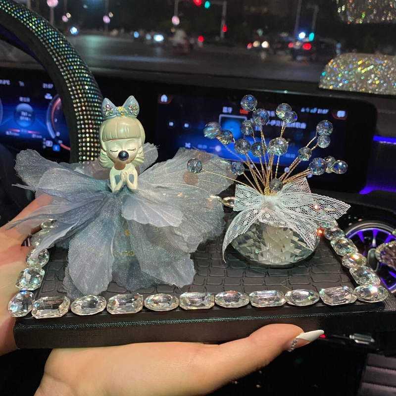 Auto ukras – crtani dizajn, od smole, za dekoraciju