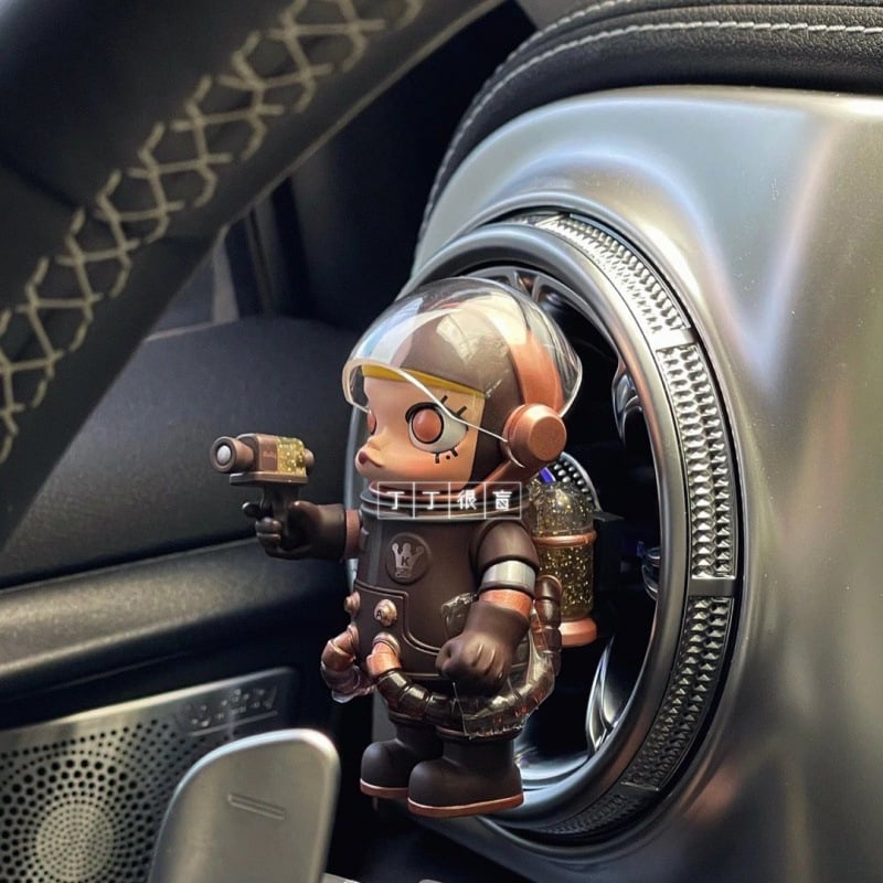 Auto dekorativni ukras za otvor ventilacije - crtani stil Bubble Jasmine astronaut, plastika, bez personalizacije