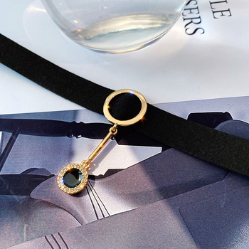 Koreai ihletésű kulcscsonti nyaklánc, rövid chokers stílusú, flanel lánccal, ötvözet medál, gyémánt felület