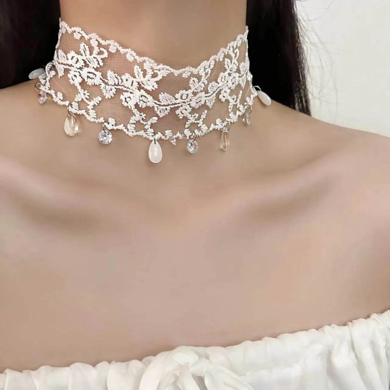 Ogrlica Jinling Jewelry s kapkovitim privjeskom od legure, klasičan lanac, sladak stil