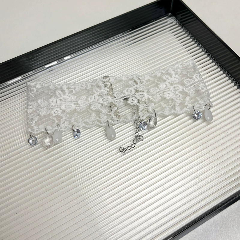 Ogrlica Jinling Jewelry s kapkovitim privjeskom od legure, klasičan lanac, sladak stil