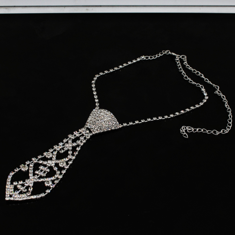 Metalni choker ogrlica s Rhinestones, regularni lanac, opseg 41–50 cm, težina 32 g
