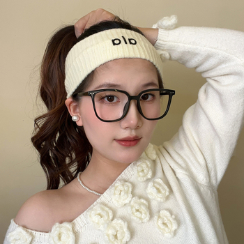 Aiyou κορδέλα μαλλιών με γράμματα — ευρύ κεφαλόδεσμος, κορεατικού ύφους, πλεκτή, καρό μοτίβο, φθινοπωρινό/χειμερινό 2025, κατάλληλη ως δώρο