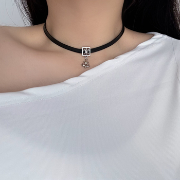 Kožni choker ogrlica s bakrenim privjeskom, ključna lanac, završni premaz za očuvanje boje