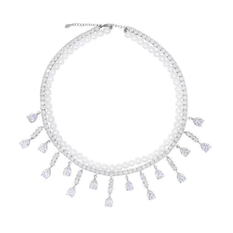 Csepp alakú medálos nyakék, többsoros gyöngyös lánc, könnyed luxus stílus (Anyag: utánzat gyöngy; Medál anyaga: ötvözet; Súly: 25 g)