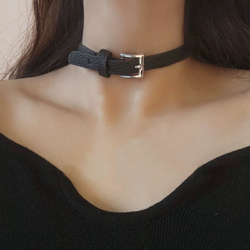 Colier choker din piele cu lanț pentru claviculă, Pandant: Altul, Greutate: 20 g, Cod produs: N-8233