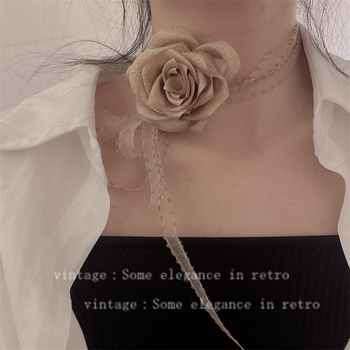 Náhrdeljak od platna s cvjetnim motivom, ručna izrada, Chopin lanac, višeslojni, francusko retro stil