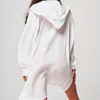 Plažni pokrovni gornji dio za bikini: vanjski poliester, podstava od pamuka; 35% poliester / 65% pamuk; težina 180 g; za plivanje i vodene športove