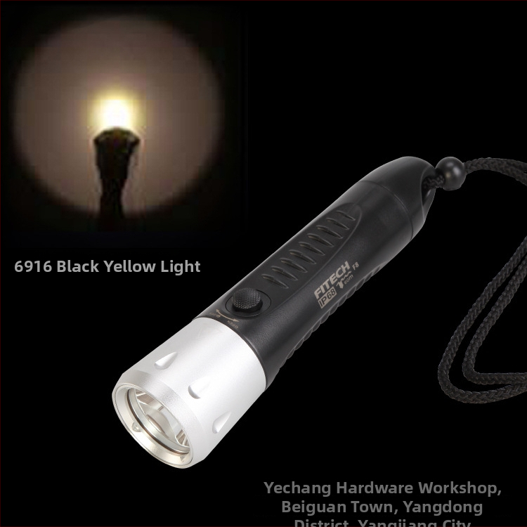 Light Arrow F8 potápěčská svítilna — IP68, LED osvětlení, tělo z hliníkové slitiny + technického plastu, výdrž baterie 6–7 hodin, vhodná pro otevřené potápění, záchranu, kempovanie a rybolov