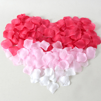 Пакет изкуствени рози листчета за годеж и сватба, нетъкан текстил, проста опаковка, марка Rusen Wedding