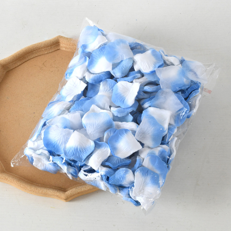 Пакет изкуствени рози листчета за годеж и сватба, нетъкан текстил, проста опаковка, марка Rusen Wedding