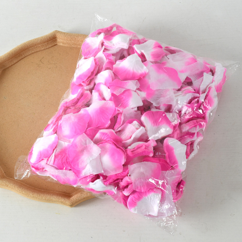 Пакет изкуствени рози листчета за годеж и сватба, нетъкан текстил, проста опаковка, марка Rusen Wedding
