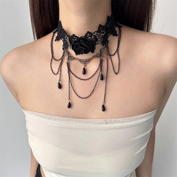 Choker ogrlica s čipkastim privjeskom u obliku cvijeta, geometrijski oblik, tkanina, privjesak od legure