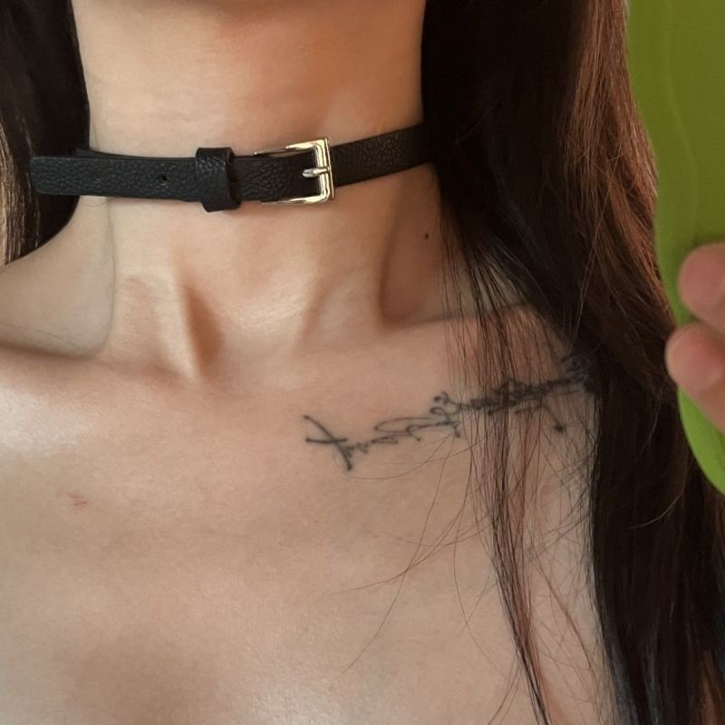 женски колие-чокер, смесени материали, офис стил, пролет 2023