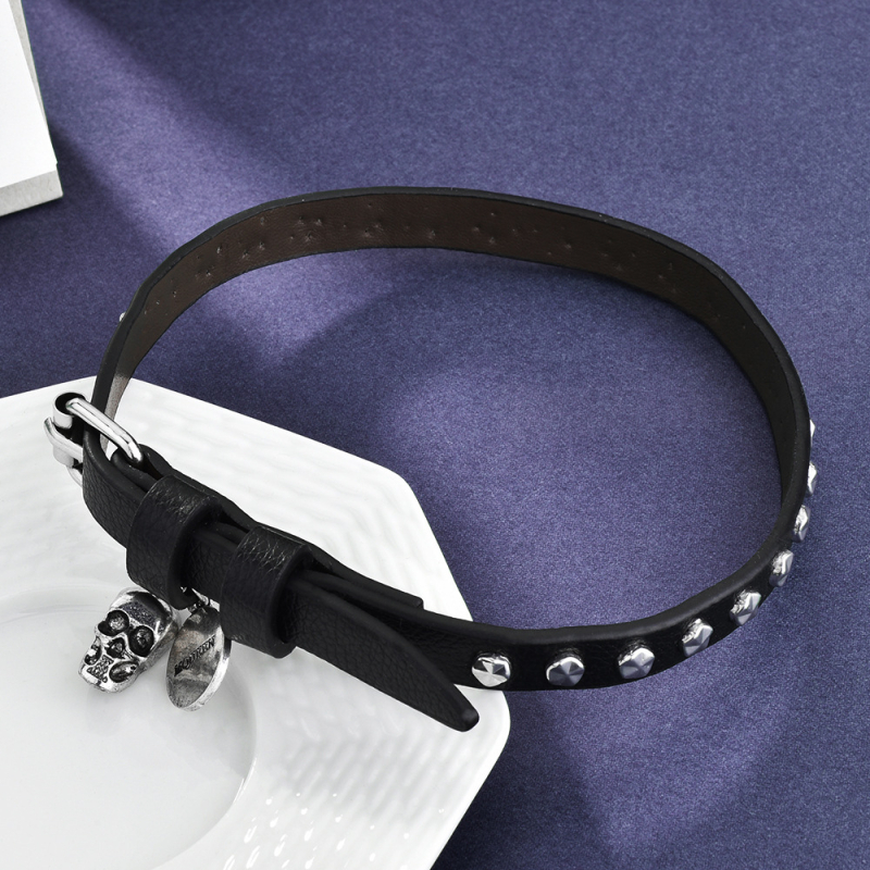 Чокър готикски череп колие, смесени материали, висулка паладий, кожена верига, стил Sweet Cool, марка Famous Bar