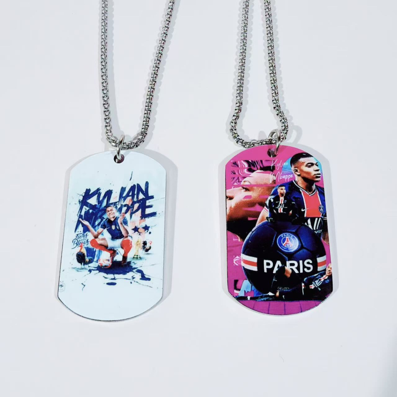 Stelele fotbalului: pandantiv dublu fațet din oțel de titan — Juballhui; Material: oțel de titan; Sport: fotbal; Origine: Wenzhou