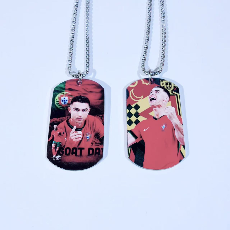 Stelele fotbalului: pandantiv dublu fațet din oțel de titan — Juballhui; Material: oțel de titan; Sport: fotbal; Origine: Wenzhou