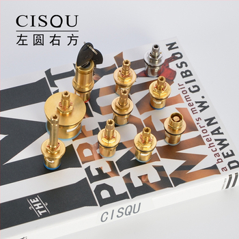 Uholový ventil pre horúcu a studenú vodu s mosadzným telom, keramickým jadrom ventilu a meďovou hlavou, 90° otáčanie, Maximálna teplota 90°C