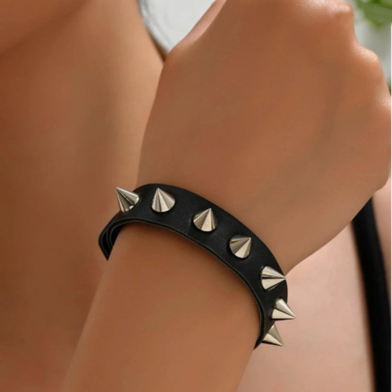Fangtuo unisex kožna narukvica s jednim redom šiljaka, punk stil, geometrijski dizajn