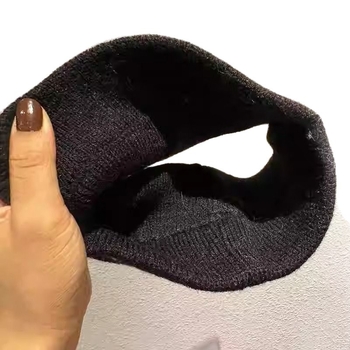 Σε μοντέρνο στυλ πλεκτή λωρίδα για το κεφάλι‑φουλάρι, αστέρι σχήματος και καρό μοτίβο, φθινόπωρο 2023, μοντέλο Qin Lan