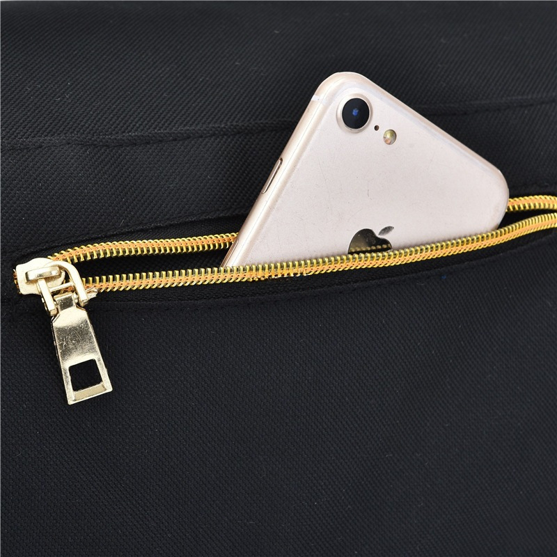 Vízálló búváruszonyos hátizsák, nagy kapacitású, alkalmas kültéri sportokra és tollaslabdára