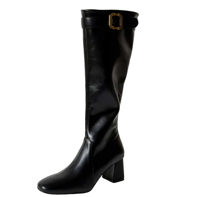 Lovas csizmák magas szárú, kerek orrú, hátul cipzár, széles sarok 6–8 cm, mikroszálas felsőrész