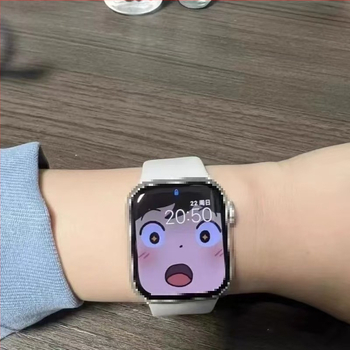 Смарт часовник с мобилно плащане, Bluetooth разговори, измерване на сърдечната честота и кръвното налягане, живот на батерията 7–14 дни