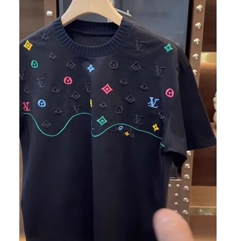 Ανδρικό T‑shirt από 100% βαμβάκι χωρίς γιακά, κοντό μανίκι, φαρδιά γραμμή, με διαφημιστικό λογότυπο, καλοκαιρινό casual