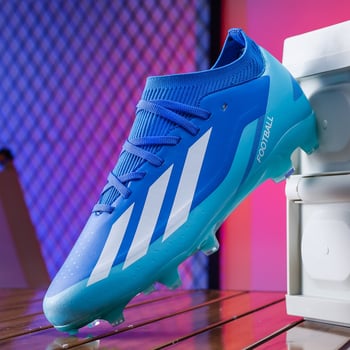 Παπούτσια ποδοσφαίρου - Αντιολισθητική σόλα; Άνω μέρος: High Peel + Fly Knit; Τεχνολογία: Twist system; Κατάλληλα για φυσικό χλοοτάπητα και τεχνητό χορτάρι