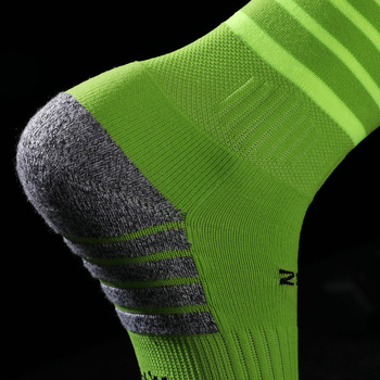 Futball zoknik térd fölött, légáteresztő, csúszásmentes