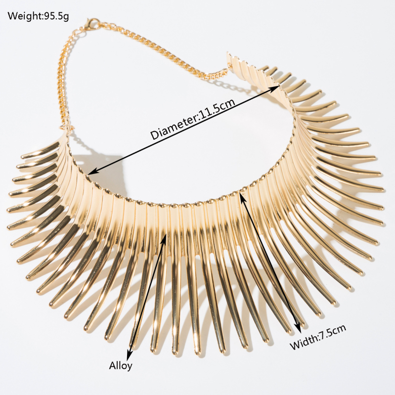 Ogrlica od legure s Rhinestone privjeskom, klavikularni lanac, dijamantna obrada, težina 36 g