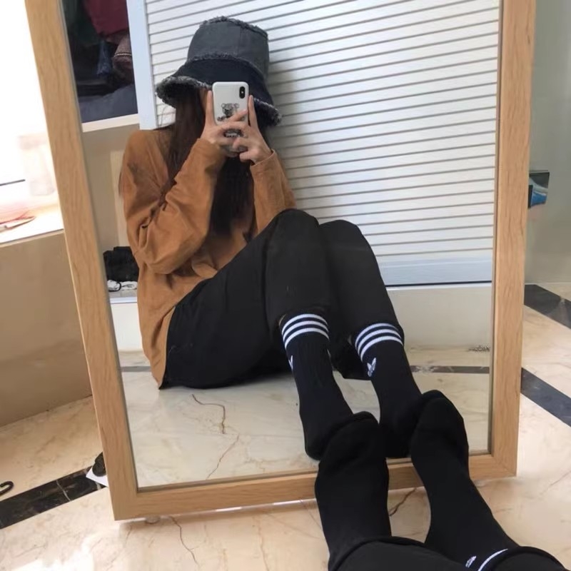 Uniszex pamut sport zokni, nedvességfelszívó és szagtalanító, kosárlabdára, futballra, futásra és jóga