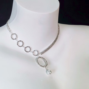 Ogrlica s rhinestones privjeskom na bambuskom lancu, višeslojni dizajn, elektroplatirani završetak